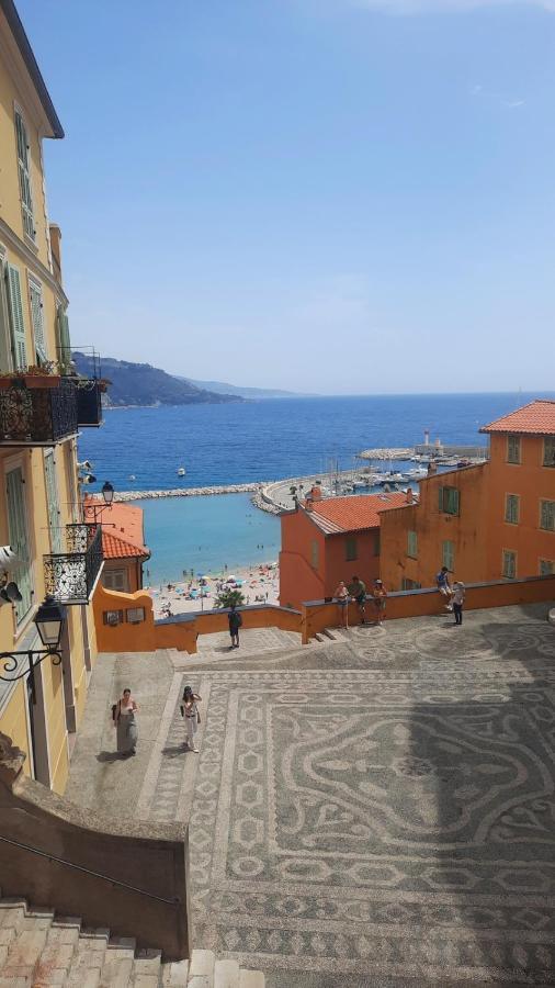 Menton, Centre Historique, Vue Mer Екстер'єр фото