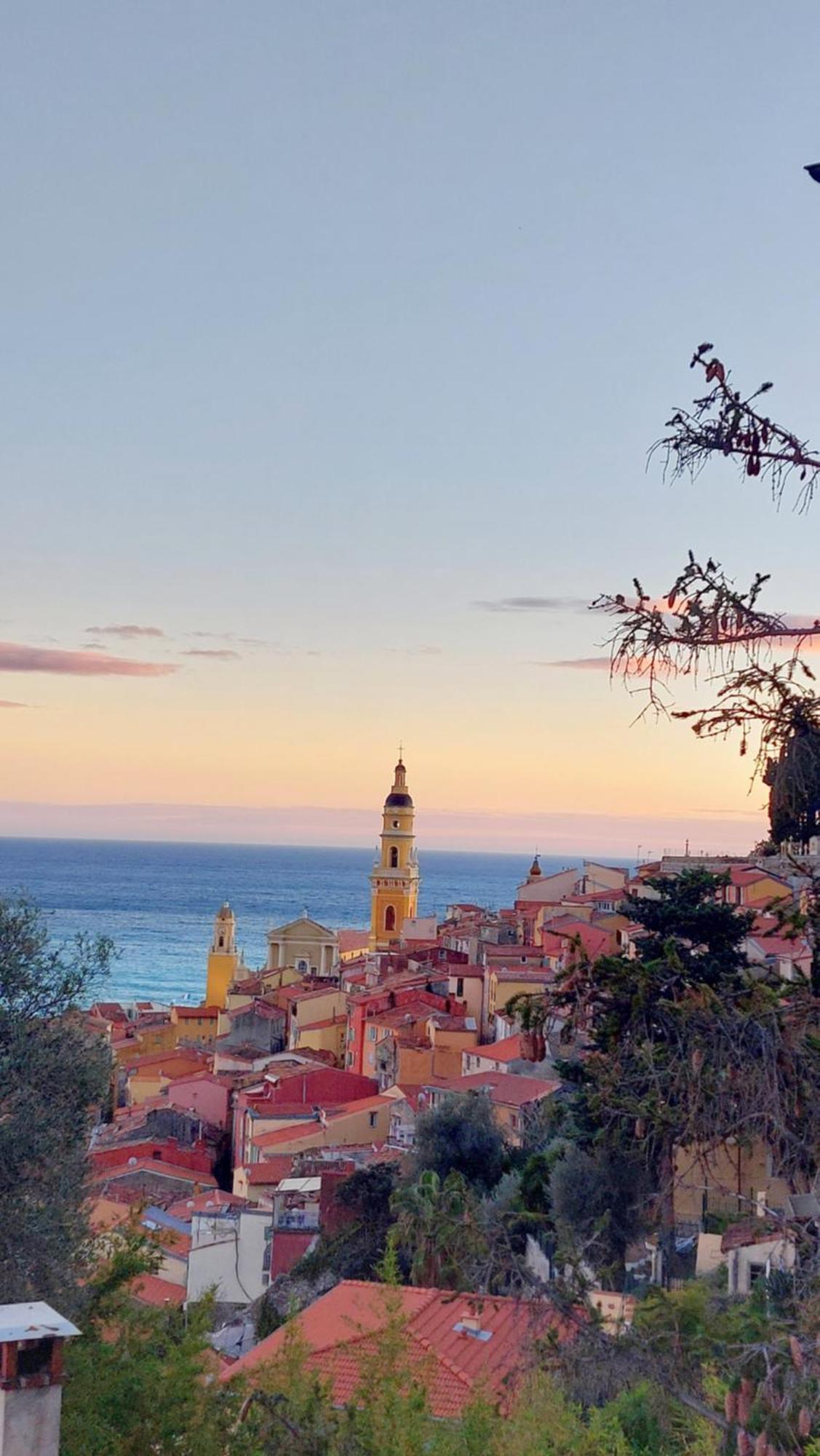 Menton, Centre Historique, Vue Mer Екстер'єр фото