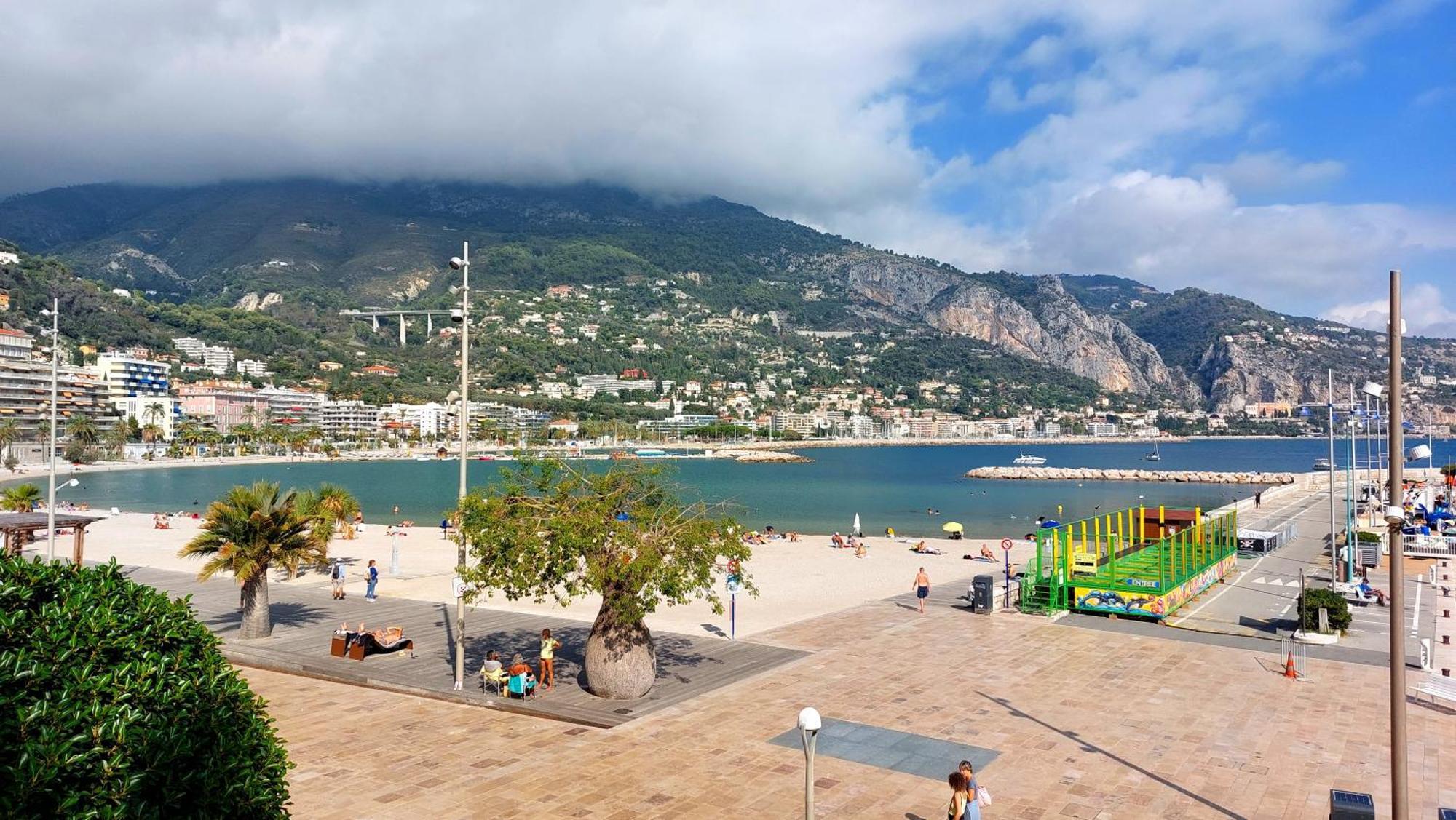 Menton, Centre Historique, Vue Mer Екстер'єр фото